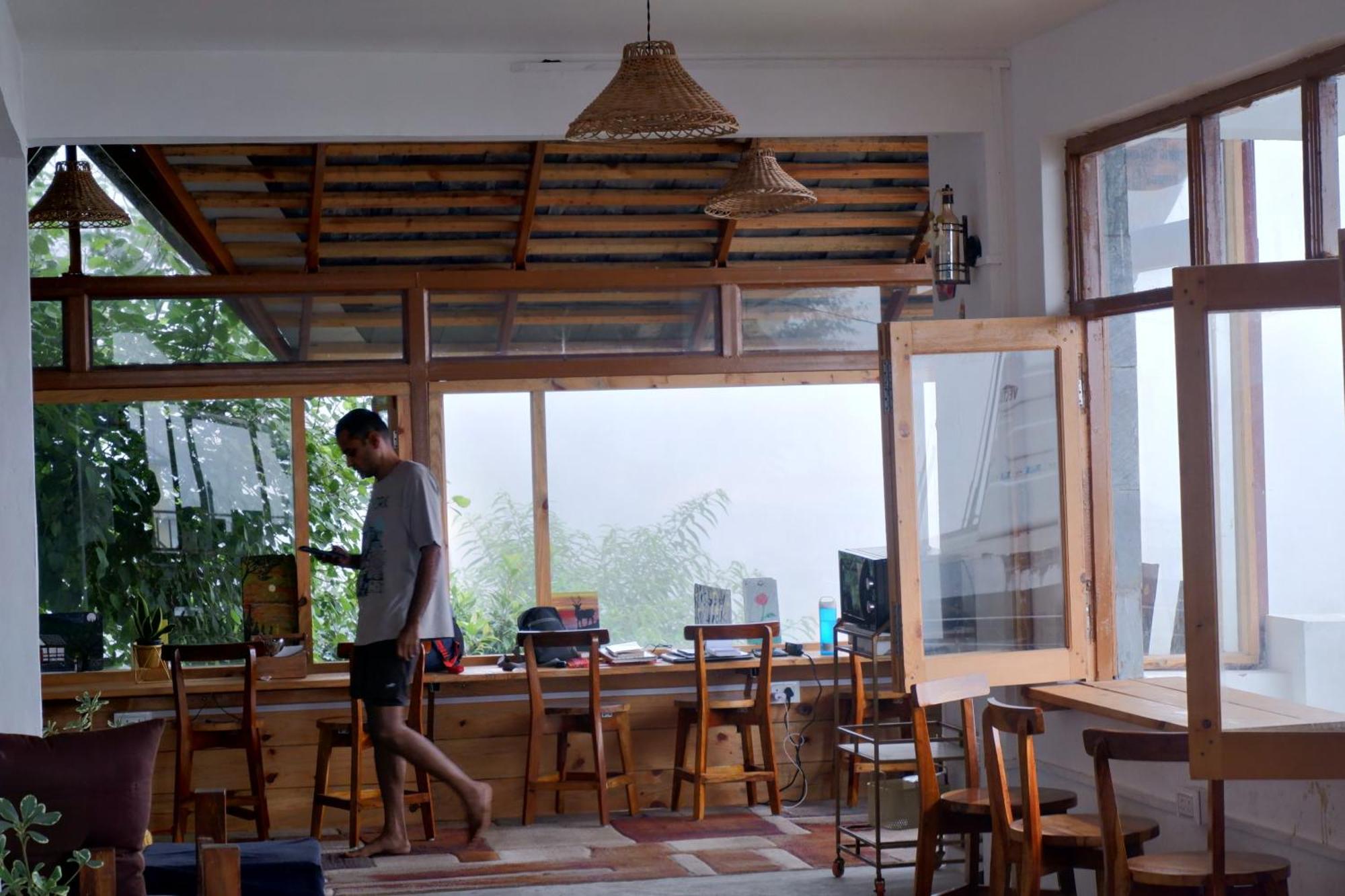 Utopia Hostels Dharamkot Mcleodganj Dharamshala Exterior foto